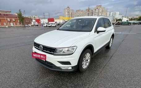 Volkswagen Tiguan II, 2017 год, 1 890 000 рублей, 3 фотография