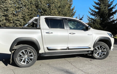 Toyota Hilux VIII, 2018 год, 4 290 000 рублей, 8 фотография