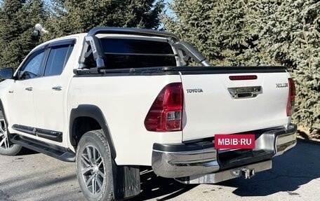 Toyota Hilux VIII, 2018 год, 4 290 000 рублей, 12 фотография