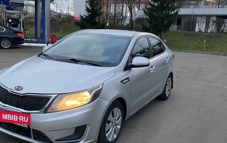 KIA Rio III рестайлинг, 2013 год, 760 000 рублей, 2 фотография