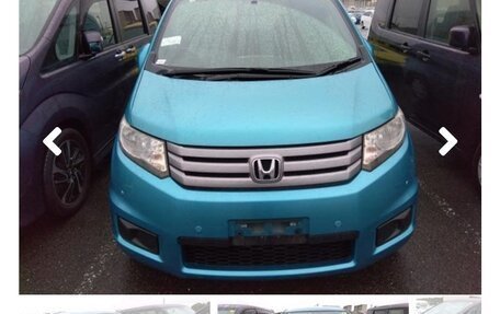 Honda Freed I, 2010 год, 900 000 рублей, 5 фотография