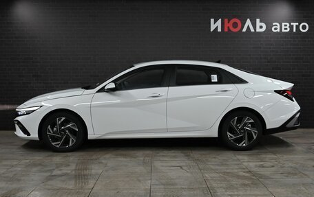 Hyundai Elantra, 2023 год, 2 423 000 рублей, 8 фотография