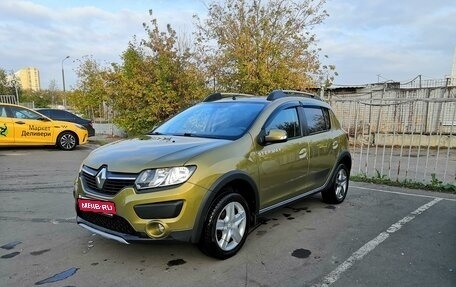 Renault Sandero II рестайлинг, 2017 год, 1 070 000 рублей, 1 фотография