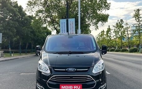 Ford Tourneo Custom I рестайлинг, 2020 год, 3 420 000 рублей, 2 фотография