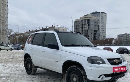 Chevrolet Niva I рестайлинг, 2017 год, 890 000 рублей, 4 фотография