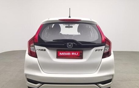 Honda Fit III, 2020 год, 1 400 000 рублей, 3 фотография