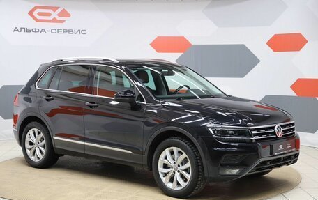 Volkswagen Tiguan II, 2017 год, 2 790 000 рублей, 3 фотография