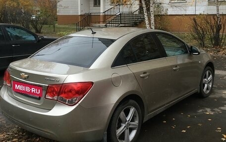 Chevrolet Cruze II, 2011 год, 875 000 рублей, 6 фотография