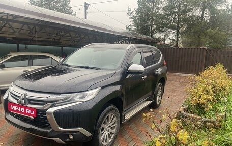 Mitsubishi Pajero Sport III рестайлинг, 2019 год, 3 000 000 рублей, 3 фотография