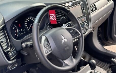 Mitsubishi Outlander III рестайлинг 3, 2013 год, 1 550 000 рублей, 12 фотография