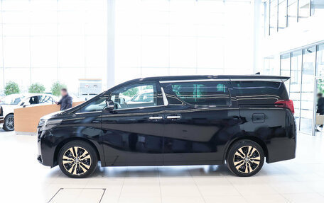 Toyota Alphard, 2024 год, 19 990 000 рублей, 2 фотография