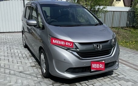 Honda Freed II, 2017 год, 1 670 000 рублей, 1 фотография