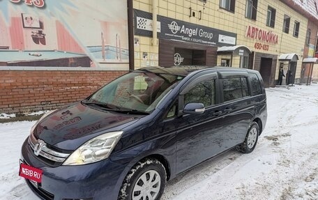 Toyota ISis I, 2011 год, 1 320 000 рублей, 3 фотография