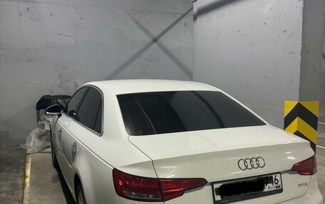 Audi A4, 2015 год, 1 300 000 рублей, 4 фотография