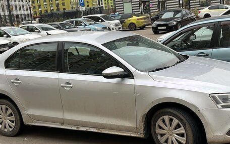 Volkswagen Jetta VI, 2013 год, 700 000 рублей, 2 фотография