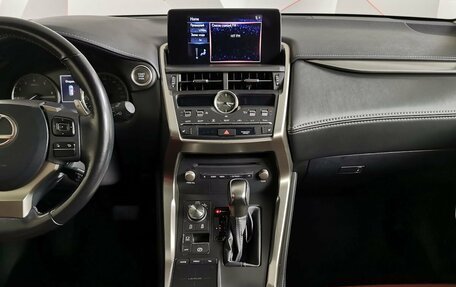 Lexus NX I, 2018 год, 3 895 000 рублей, 11 фотография