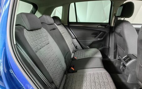 Volkswagen Tiguan II, 2021 год, 3 489 000 рублей, 12 фотография