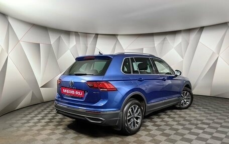 Volkswagen Tiguan II, 2021 год, 3 489 000 рублей, 2 фотография