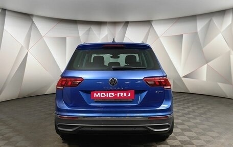 Volkswagen Tiguan II, 2021 год, 3 489 000 рублей, 8 фотография