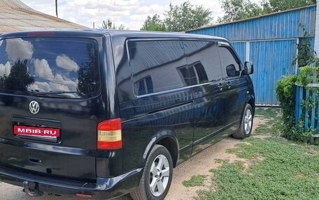 Volkswagen Transporter T5 рестайлинг, 2004 год, 1 500 000 рублей, 4 фотография