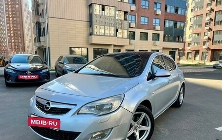 Opel Astra J, 2010 год, 500 000 рублей, 9 фотография