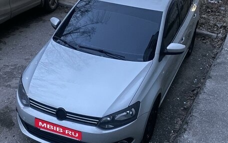 Volkswagen Polo VI (EU Market), 2011 год, 570 000 рублей, 3 фотография