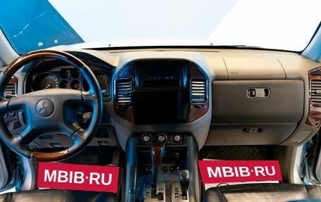 Mitsubishi Pajero III рестайлинг, 2004 год, 825 000 рублей, 9 фотография