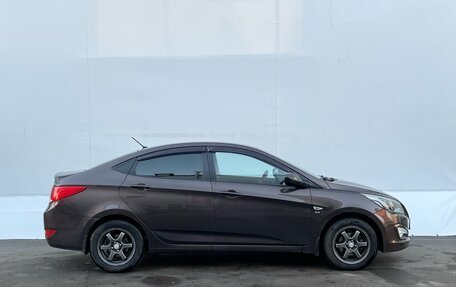 Hyundai Solaris II рестайлинг, 2015 год, 950 000 рублей, 4 фотография