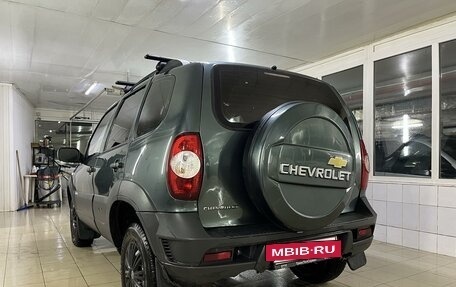 Chevrolet Niva I рестайлинг, 2011 год, 480 000 рублей, 5 фотография