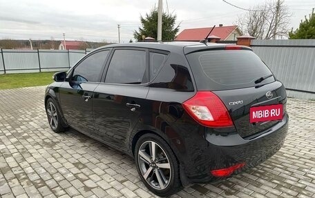 KIA cee'd I рестайлинг, 2010 год, 1 000 000 рублей, 2 фотография