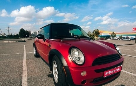 MINI Hatch, 2004 год, 555 555 рублей, 1 фотография