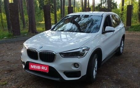 BMW X1, 2019 год, 2 100 000 рублей, 1 фотография