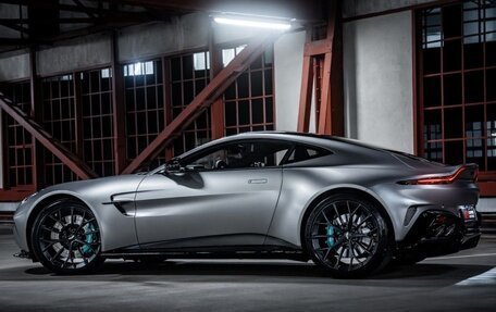 Aston Martin V8 Vantage IV, 2024 год, 39 400 000 рублей, 8 фотография