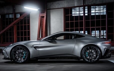 Aston Martin V8 Vantage IV, 2024 год, 39 400 000 рублей, 15 фотография