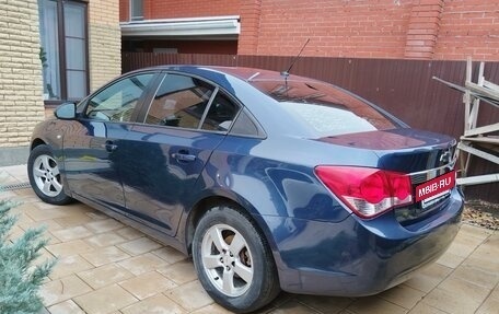 Chevrolet Cruze II, 2011 год, 750 000 рублей, 4 фотография