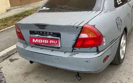 Mitsubishi Mirage VI рестайлинг, 2001 год, 290 000 рублей, 3 фотография