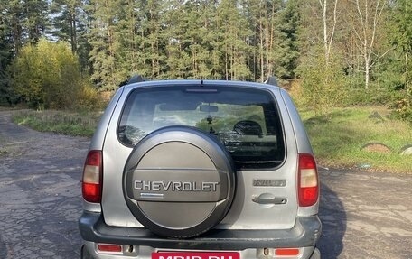 Chevrolet Niva I рестайлинг, 2004 год, 215 000 рублей, 3 фотография