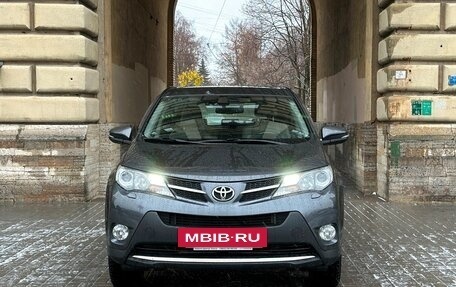 Toyota RAV4, 2013 год, 2 150 000 рублей, 2 фотография