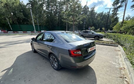 Skoda Octavia, 2018 год, 1 990 000 рублей, 9 фотография