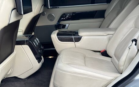 Land Rover Range Rover IV рестайлинг, 2018 год, 7 090 000 рублей, 5 фотография