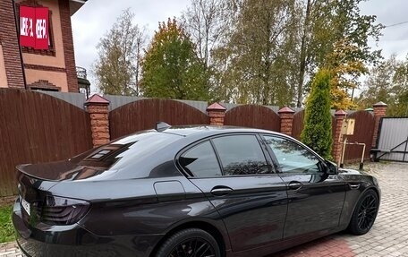 BMW 5 серия, 2011 год, 2 050 000 рублей, 2 фотография