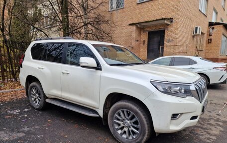 Toyota Land Cruiser Prado 150 рестайлинг 2, 2018 год, 6 200 000 рублей, 5 фотография