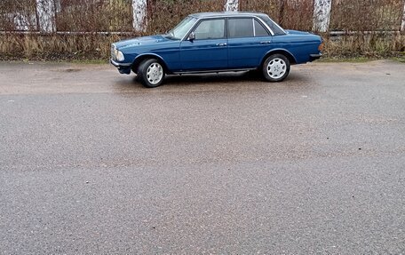 Mercedes-Benz W123, 1978 год, 250 000 рублей, 10 фотография