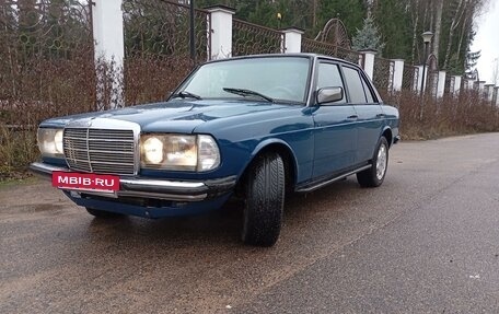 Mercedes-Benz W123, 1978 год, 250 000 рублей, 6 фотография