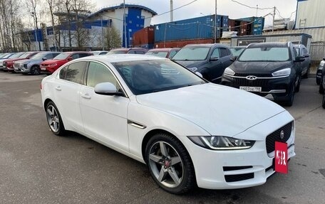 Jaguar XE I рестайлинг, 2016 год, 2 050 000 рублей, 3 фотография