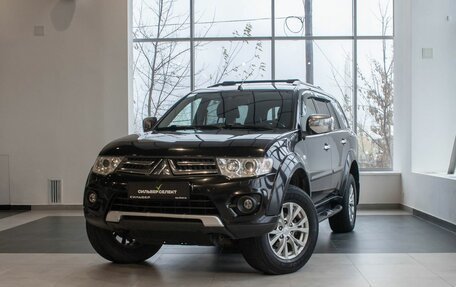 Mitsubishi Pajero Sport II рестайлинг, 2014 год, 1 612 500 рублей, 2 фотография