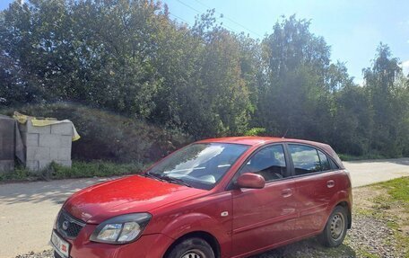 KIA Rio II, 2010 год, 650 000 рублей, 3 фотография