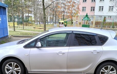 Opel Astra J, 2014 год, 890 000 рублей, 4 фотография