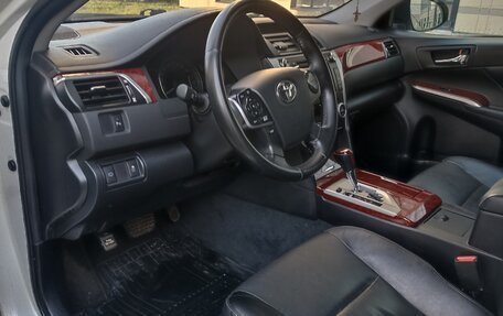 Toyota Camry, 2014 год, 1 718 000 рублей, 7 фотография