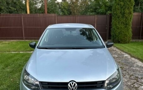 Volkswagen Polo VI (EU Market), 2010 год, 790 000 рублей, 2 фотография